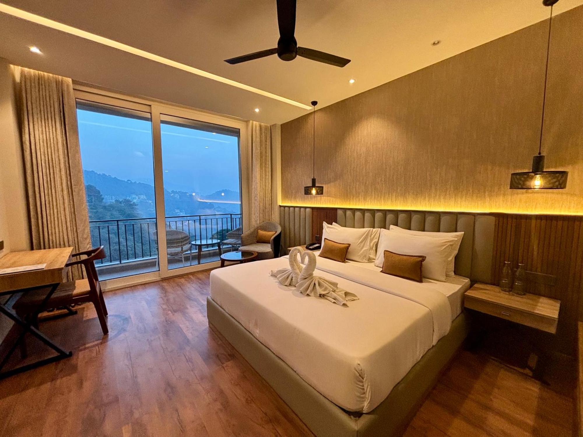 Arnisa Kasauli - A Boutique Hotel Ngoại thất bức ảnh