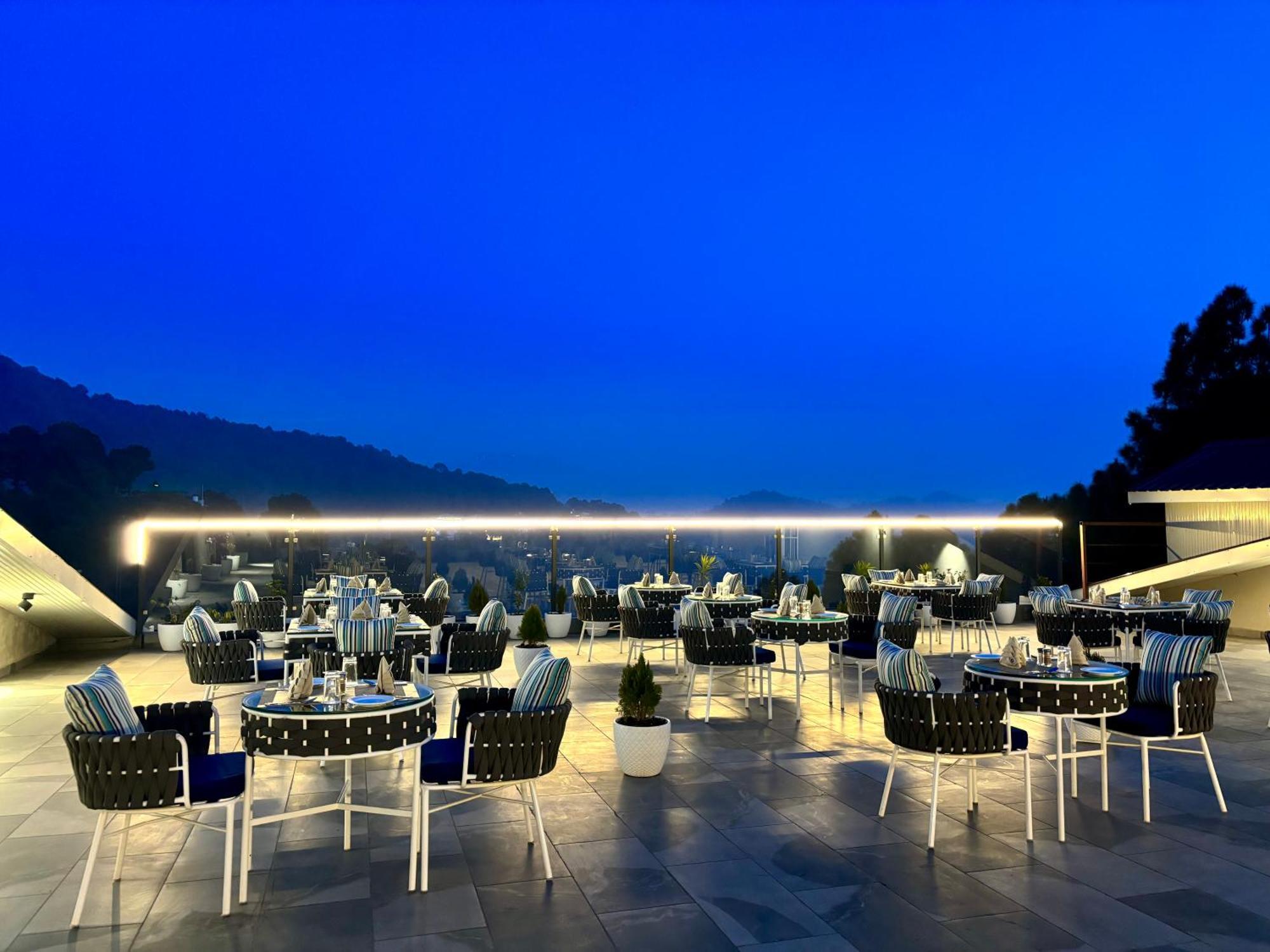 Arnisa Kasauli - A Boutique Hotel Ngoại thất bức ảnh