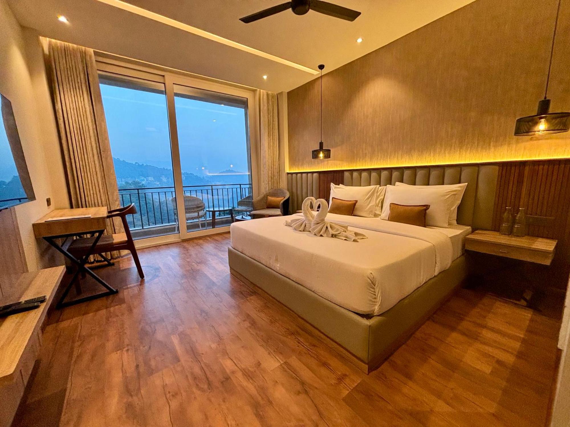 Arnisa Kasauli - A Boutique Hotel Ngoại thất bức ảnh