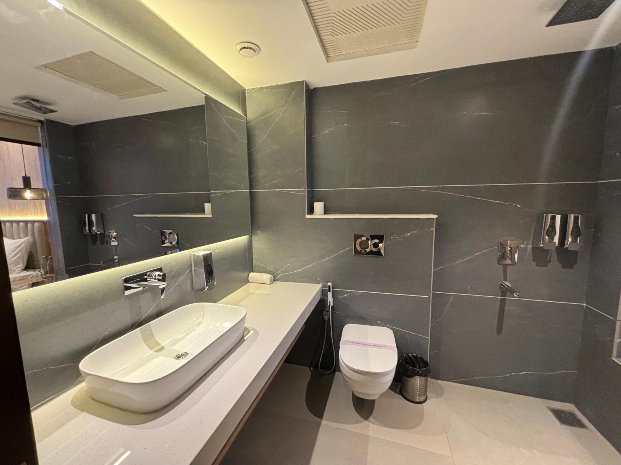 Arnisa Kasauli - A Boutique Hotel Ngoại thất bức ảnh