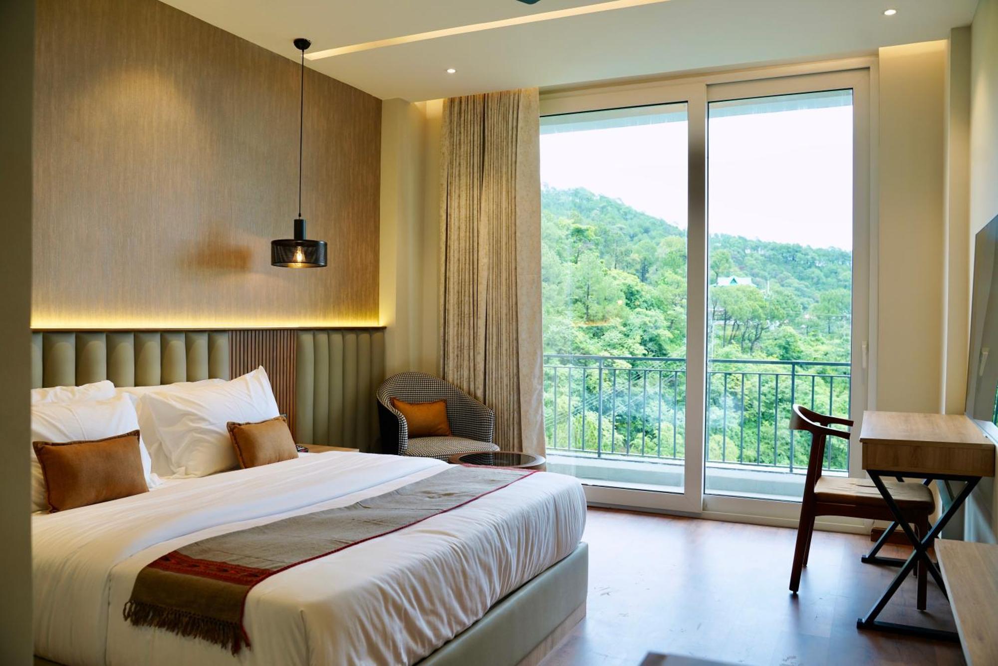 Arnisa Kasauli - A Boutique Hotel Ngoại thất bức ảnh